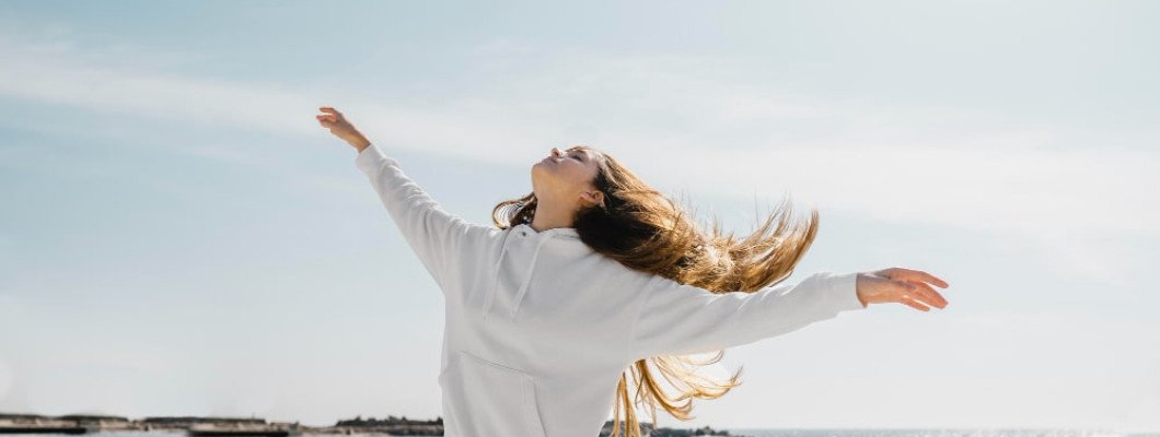 Kesenangan Sederhana di Tengah Hari